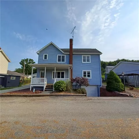 109 Mckenna Ln, Irwin, PA 15642