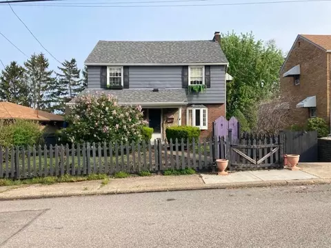 567 Hillcrest Ave, Mckees Rocks, PA 15136