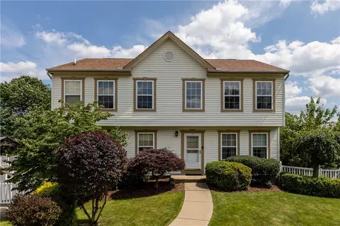 1031 Shawnee Ridge Dr, Cheswick, PA 15024