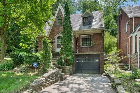 61 Greenlee, Pittsburgh, PA 15227