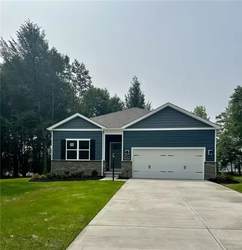 117 Winterwood Dr, Butler, PA 16001