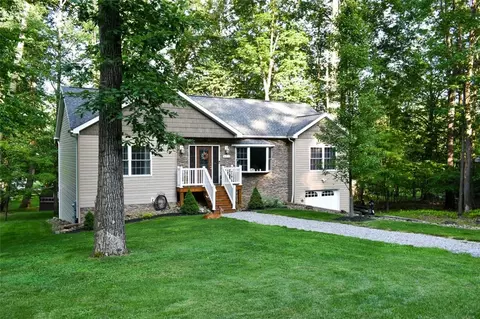 457 Admiral Dunbar, Dubois, PA 15801