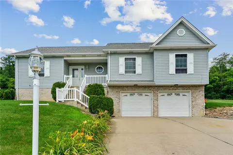 708 Janwood Dr, Latrobe, PA 15650
