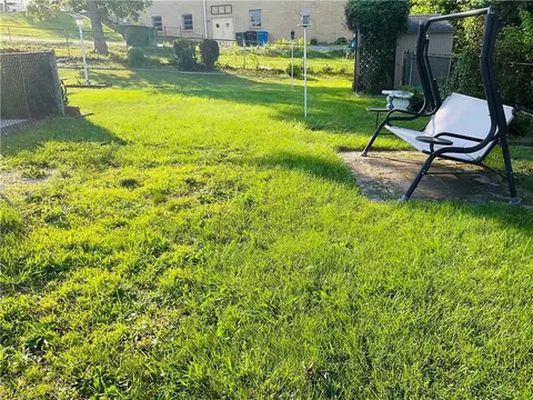 9779 Laurel Ave, Irwin, PA 15642 photo 32