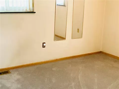9779 Laurel Ave, Irwin, PA 15642 photo 15