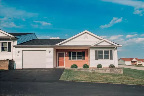 608 Pearl Ln, Indiana, PA 15701