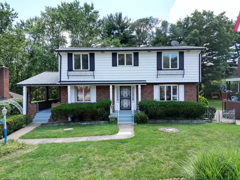 1335 Akehurst Rd, Pittsburgh, PA 15220