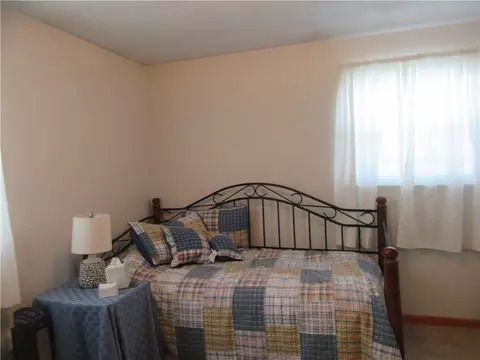 18 Cambridge Dr, Irwin, PA 15642 photo 24