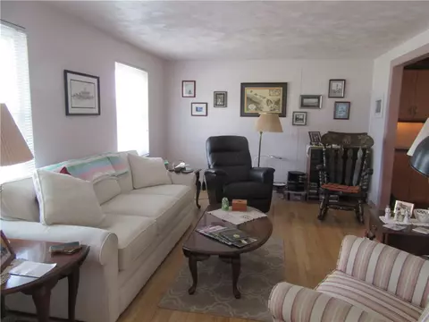 18 Cambridge Dr, Irwin, PA 15642 photo 14