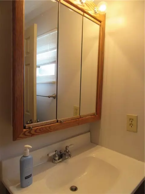 18 Cambridge Dr, Irwin, PA 15642 photo 19