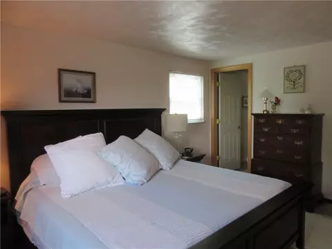 18 Cambridge Dr, Irwin, PA 15642 photo 27