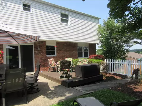 18 Cambridge Dr, Irwin, PA 15642 photo 6