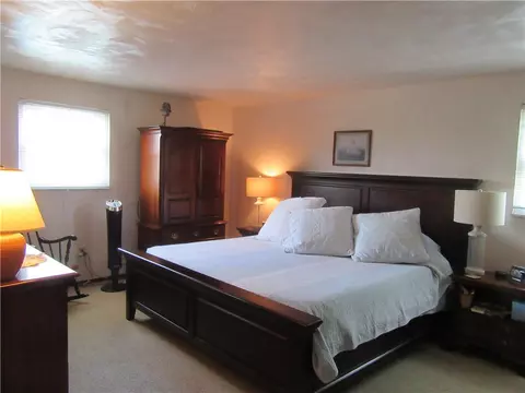 18 Cambridge Dr, Irwin, PA 15642 photo 26