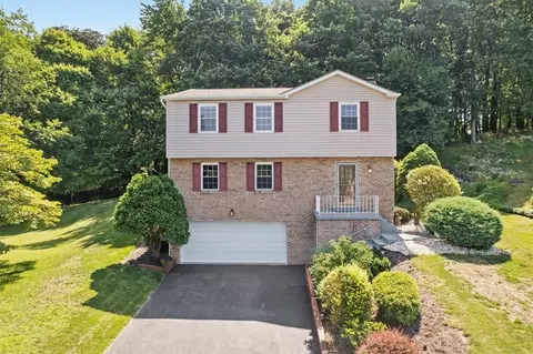 2926 Manuel Dr, Allison Park, PA 15101