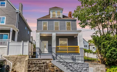 245 Lelia St, Pittsburgh, PA 15211