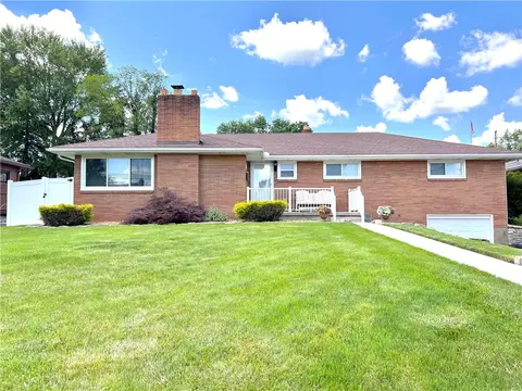 216 Clarendon, Lower Burrell, PA 15068