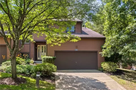 1104 Forest Edge Ct, Wexford, PA 15090
