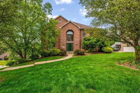 112 Windermere Ct, Canonsburg, PA 15317