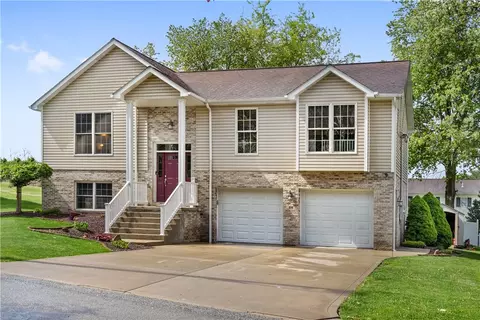 814 High Point Ln, Greensburg, PA 15601