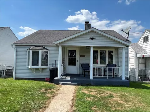 806 Lewis St, Brownsville, PA 15417