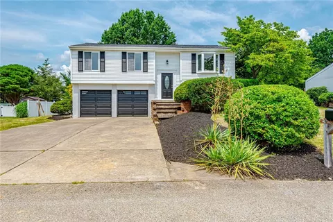 362 Huntingdon Ave, North Huntingdon, PA 15642