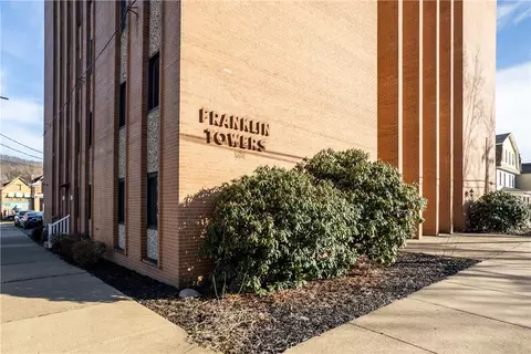 1326 6th Ave #201, Beaver Falls, PA 15010