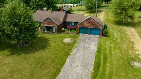 553 Old Hickory Ridge Rd, Washington, PA 15301