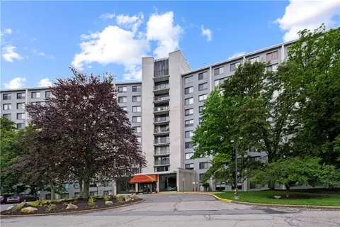 1160 Bower Hl #710A, Pittsburgh, PA 15243