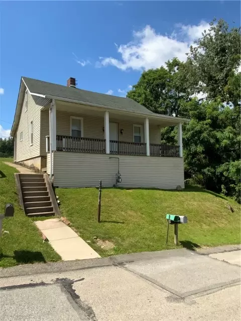 16 Mcknight Ave, Washington, PA 15301