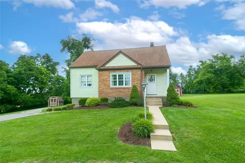 102 Baldwin Ln, Harrison City, PA 15636