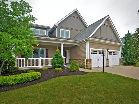 4710 Shirley Ln, Murrysville, PA 15668