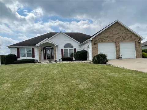 189 Huckleberry Rd, Indiana, PA 15701