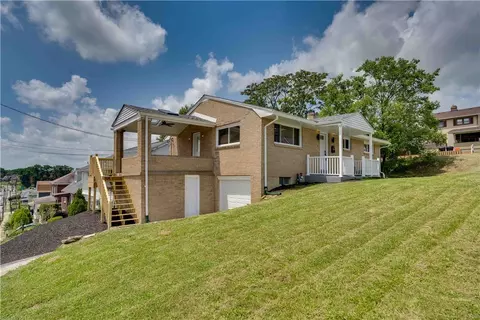 3902 Center Ave, Homestead, PA 15120