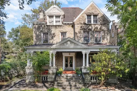 836 N Highland Ave, Pittsburgh, PA 15206