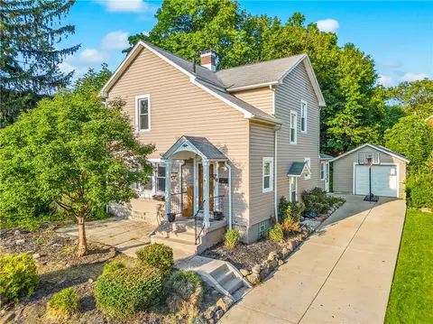 312 Euclid Ave, Sharon, PA 16146