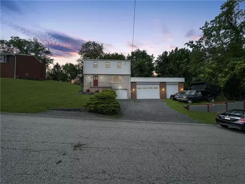 140 Malcolm Ave, Pittsburgh, PA 15212