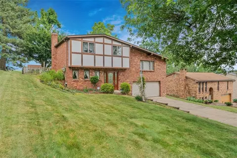 142 Karen Dr, Elizabeth, PA 15037