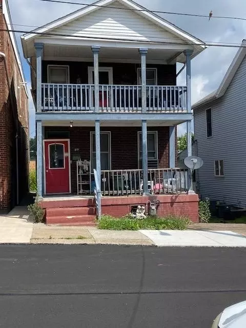 211 W 2nd St, Greensburg, PA 15601