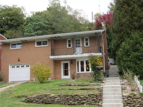 936 Spruce St, Ambridge, PA 15003