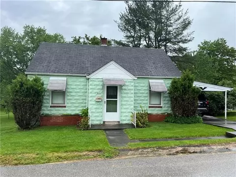 755 N Woodland Ave, Waynesburg, PA 15370