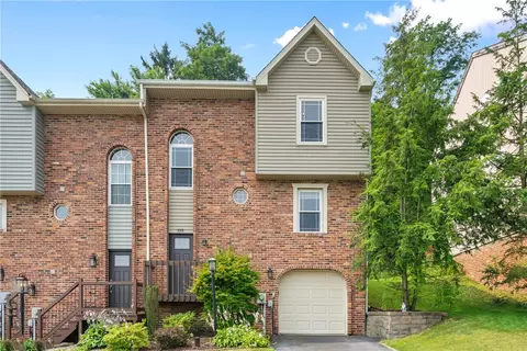 155 Villa Dr, Pittsburgh, PA 15214