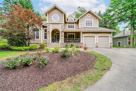 330 Deer Ridge Ln, Champion, PA 15622