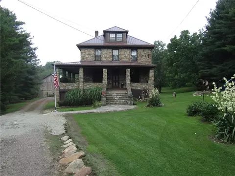 1396 Listie Rd, Friedens, PA 15541