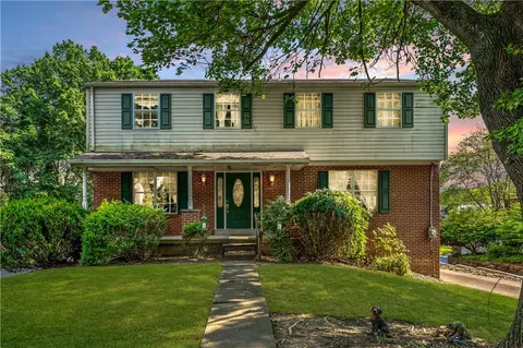 221 Morewood Rd, Glenshaw, PA 15116