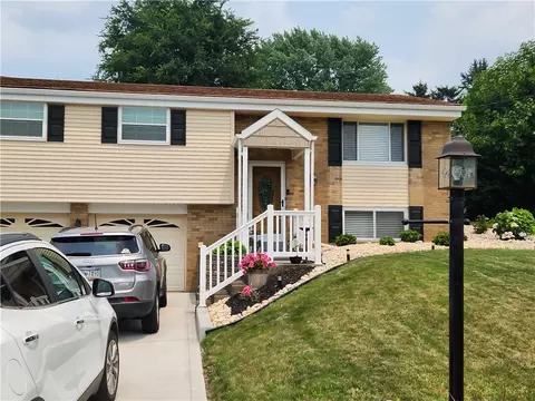 141 Mallard Dr, Mckees Rocks, PA 15136