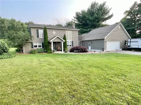 1324 Gi Rd, Apollo, PA 15613
