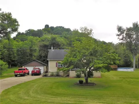 143 River Rd, East Millsboro, PA 15433