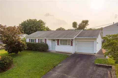 14 Dell Way, Latrobe, PA 15650