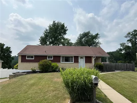 167 Elmwood Dr, Glenshaw, PA 15116