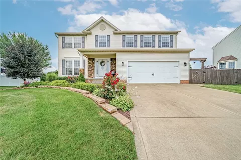 119 Valley View Dr, Rostraver, PA 15012